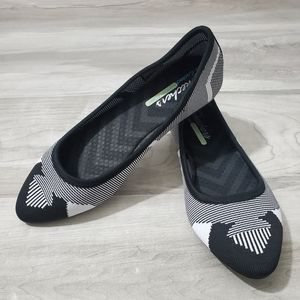 Skechers Black Cleo-wham Ballet Flats